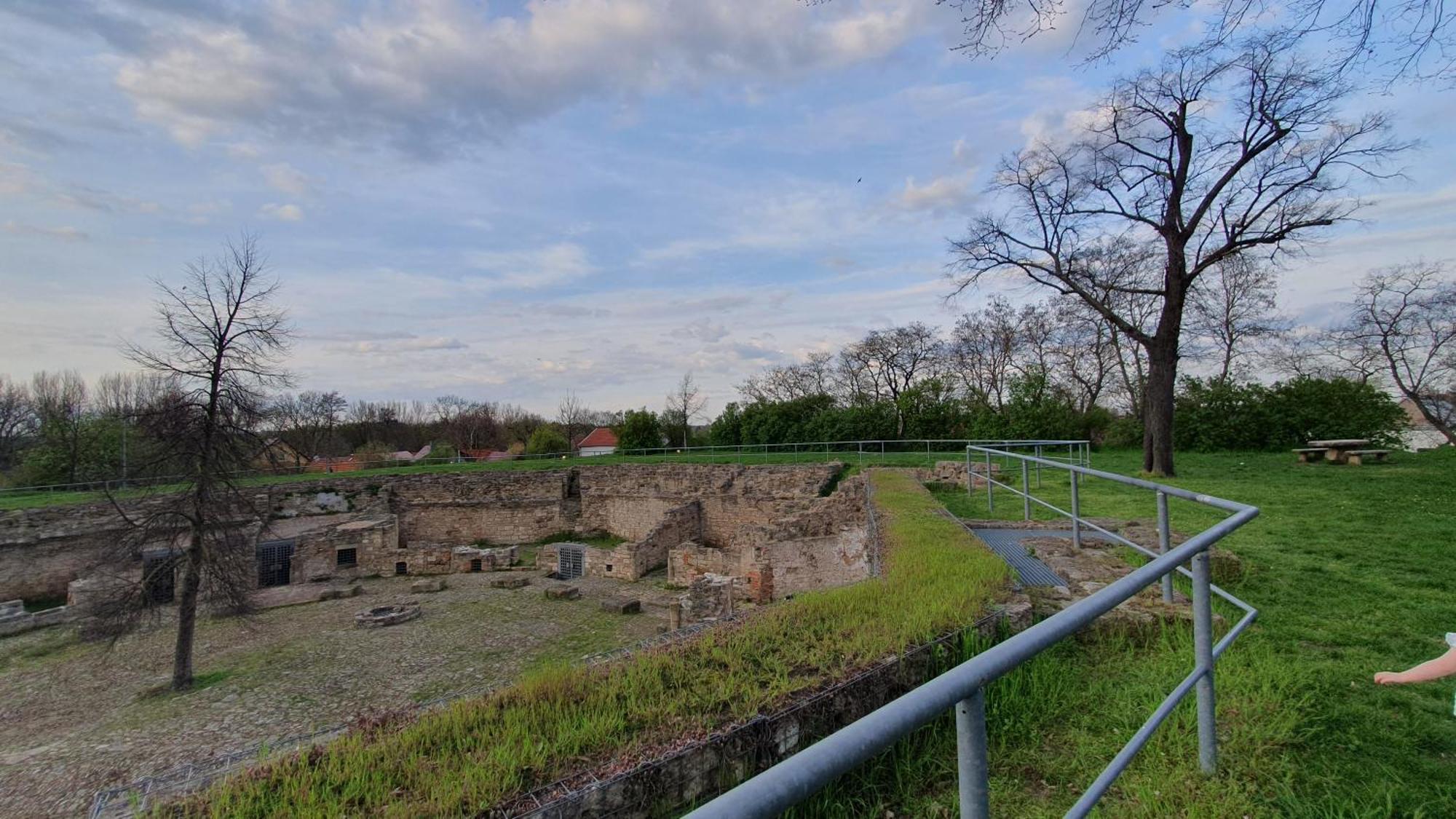Ferienwohnungen An Der Schlossruine Herbsleben Экстерьер фото